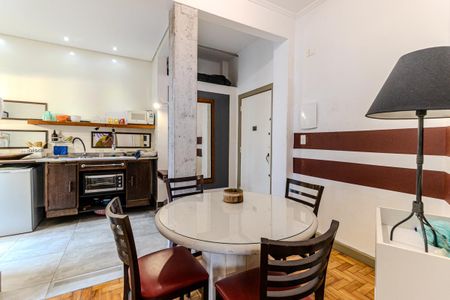 Apartamento à venda com 60m², 2 quartos e sem vagaCozinha
