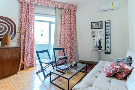 Apartamento à venda com 60m², 2 quartos e sem vagaSala