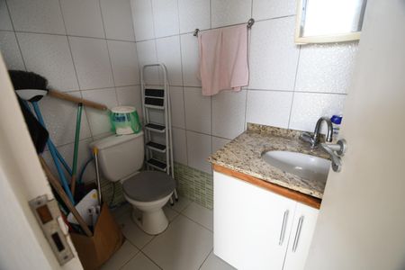 Casa à venda com 189m², 3 quartos e 2 vagasBanheiro de serviço