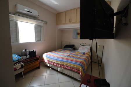 Casa à venda com 189m², 3 quartos e 2 vagasQuarto 2 - Suíte