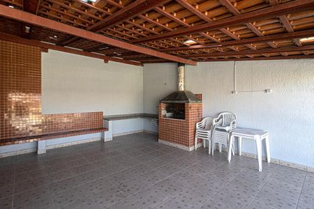 Casa de condomínio à venda com 140m², 3 quartos e 2 vagas Casa de condomínio à venda com 140m², 3 quartos e 2 vagaschurrasqueira