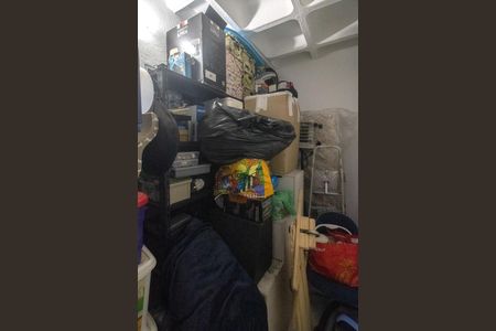 Casa de condomínio à venda com 140m², 3 quartos e 2 vagas Casa de condomínio à venda com 140m², 3 quartos e 2 vagasdepósito na garagem