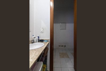 Casa de condomínio à venda com 140m², 3 quartos e 2 vagas Casa de condomínio à venda com 140m², 3 quartos e 2 vagaslavabo