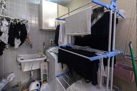 Casa de condomínio à venda com 140m², 3 quartos e 2 vagas Casa de condomínio à venda com 140m², 3 quartos e 2 vagasárea de serviço