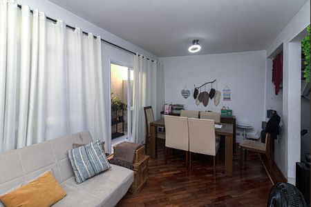 Casa de condomínio à venda com 140m², 3 quartos e 2 vagas Casa de condomínio à venda com 140m², 3 quartos e 2 vagassala