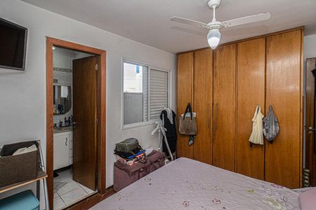 Casa de condomínio à venda com 140m², 3 quartos e 2 vagas Casa de condomínio à venda com 140m², 3 quartos e 2 vagassuíte