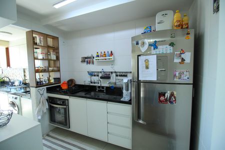 Apartamento à venda com 80m², 2 quartos e 2 vagasCozinha