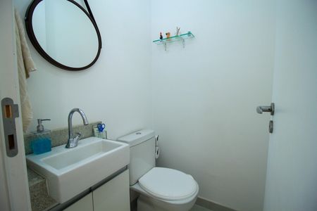 Apartamento à venda com 80m², 2 quartos e 2 vagasLavabo