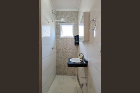 Casa de condomínio para alugar com 60m², 2 quartos e 1 vagaBanheiro