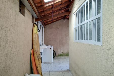 Casa de condomínio para alugar com 60m², 2 quartos e 1 vagaQuintal