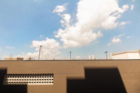 Apartamento à venda com 51m², 2 quartos e 1 vagaVaranda - Vista