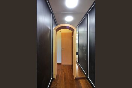 Apartamento para alugar com 280m², 3 quartos e 3 vagasQuarto 1 - Suíte Closet