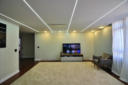 Apartamento para alugar com 280m², 3 quartos e 3 vagasSala