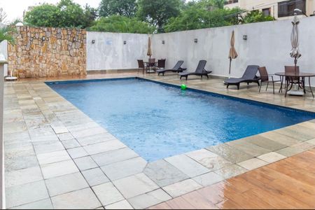 Apartamento para alugar com 280m², 3 quartos e 3 vagasÁrea comum - Piscina