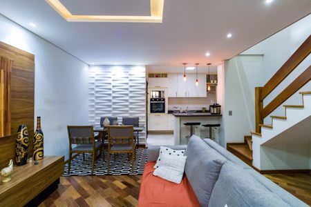 Casa de condomínio para alugar com 120m², 3 quartos e 2 vagasSala