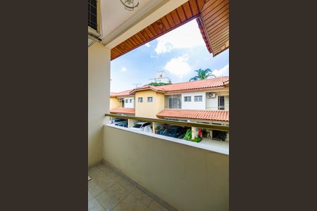 Casa de condomínio para alugar com 120m², 3 quartos e 2 vagasVista/Suíte