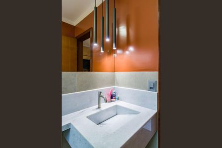 Casa de condomínio para alugar com 120m², 3 quartos e 2 vagasBanheiro/Suíte