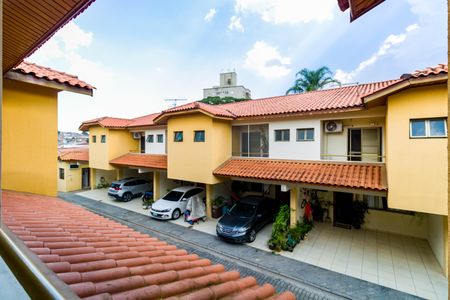 Casa de condomínio para alugar com 120m², 3 quartos e 2 vagasVista/Suíte