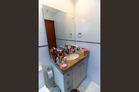 Casa à venda com 250m², 3 quartos e 2 vagasBanheiro da Suíte