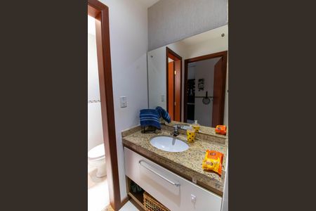 Casa à venda com 250m², 3 quartos e 2 vagasLavabo
