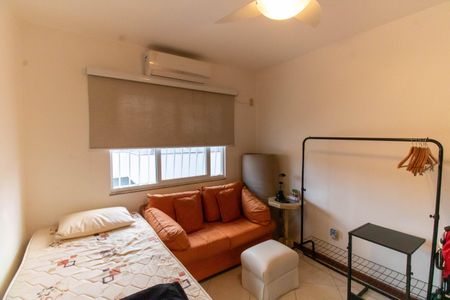 Casa à venda com 250m², 3 quartos e 2 vagasQuarto 1