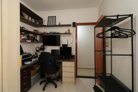 Apartamento à venda com 150m², 3 quartos e 2 vagasQuarto 2