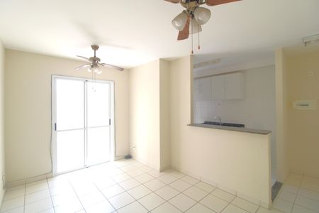 Sala de apartamento para alugar com 2 quartos, 60m² em Usina Piratininga, São Paulo