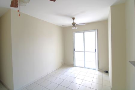 Sala de apartamento para alugar com 2 quartos, 60m² em Usina Piratininga, São Paulo