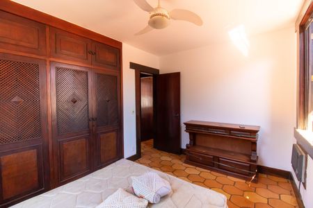 Casa para alugar com 300m², 4 quartos e 2 vagasQuarto 2