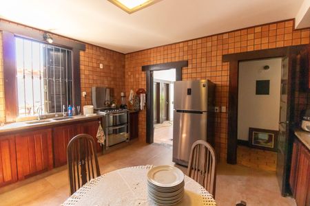 Casa para alugar com 300m², 4 quartos e 2 vagasCozinha