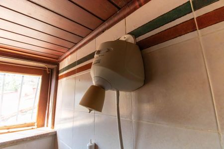 Casa para alugar com 300m², 4 quartos e 2 vagasBanheiro Social