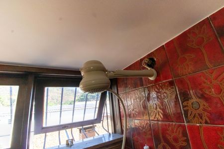 Casa para alugar com 300m², 4 quartos e 2 vagasBanheiro Social