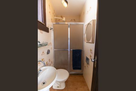 Casa para alugar com 300m², 4 quartos e 2 vagasBanheiro de serviço