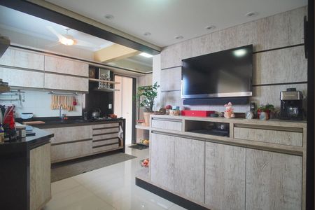 Apartamento à venda com 231m², 3 quartos e 2 vagas Apartamento à venda com 231m², 3 quartos e 2 vagasCozinha