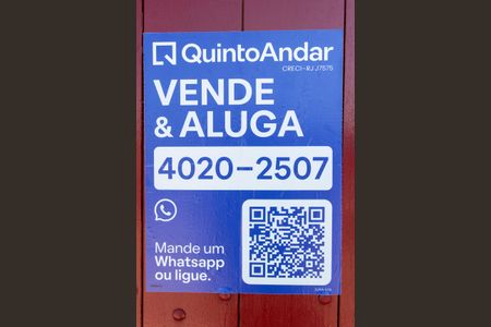 Casa de condomínio à venda com 657m², 4 quartos e 7 vagasPlaquinha