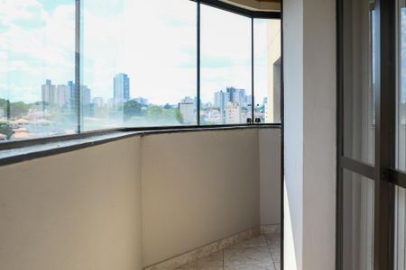 Apartamento à venda com 139m², 2 quartos e 4 vagasVaranda