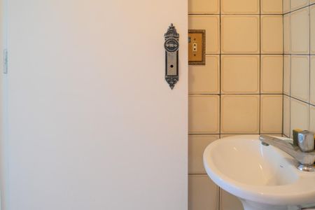 Apartamento à venda com 139m², 2 quartos e 4 vagasBanheiro de Serviço