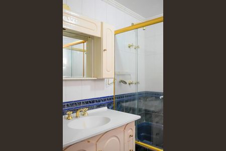 Apartamento à venda com 139m², 2 quartos e 4 vagasBanheiro - Suite