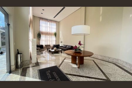 Apartamento à venda com 139m², 2 quartos e 4 vagasHall de entrada