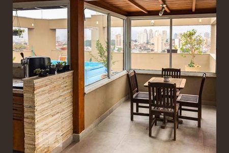 Apartamento à venda com 139m², 2 quartos e 4 vagasÁrea gourmet