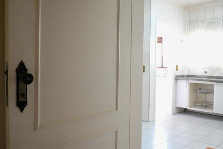 Apartamento à venda com 139m², 2 quartos e 4 vagasDespensa