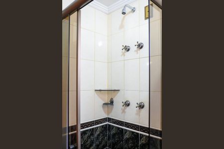 Apartamento à venda com 139m², 2 quartos e 4 vagasBanheiro Social