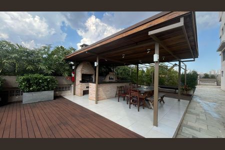 Apartamento à venda com 139m², 2 quartos e 4 vagasChurrasqueira