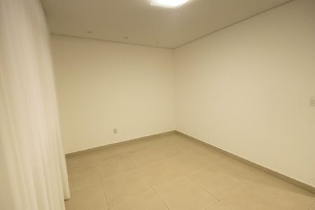 Apartamento à venda com 150m², 3 quartos e 2 vagas Apartamento à venda com 150m², 3 quartos e 2 vagasQuarto 2