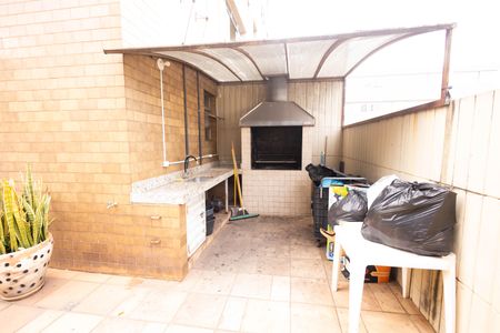 Apartamento à venda com 150m², 3 quartos e 2 vagas Apartamento à venda com 150m², 3 quartos e 2 vagasÁrea comum - Churrasqueira