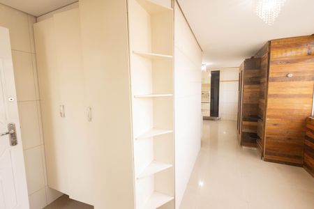 Apartamento à venda com 150m², 3 quartos e 2 vagas Apartamento à venda com 150m², 3 quartos e 2 vagasÁrea de Serviço