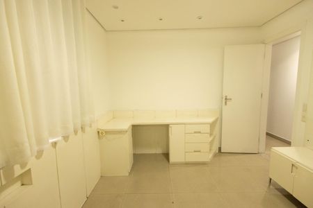 Apartamento à venda com 150m², 3 quartos e 2 vagas Apartamento à venda com 150m², 3 quartos e 2 vagasQuarto 1
