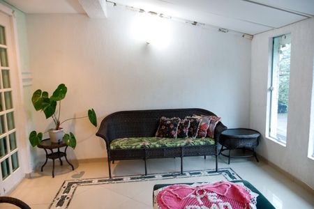 Casa à venda com 120m², 3 quartos e 2 vagas Casa à venda com 120m², 3 quartos e 2 vagassala