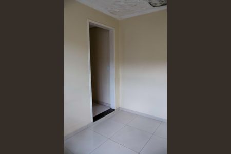 Casa à venda com 120m², 3 quartos e 2 vagas Casa à venda com 120m², 3 quartos e 2 vagasSala de TV