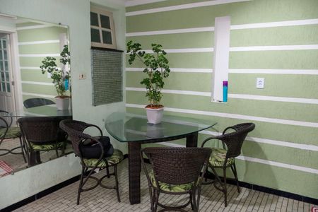 Casa à venda com 120m², 3 quartos e 2 vagas Casa à venda com 120m², 3 quartos e 2 vagasÁrea comum